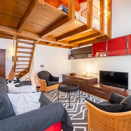 Roncati Loft Apartmán *